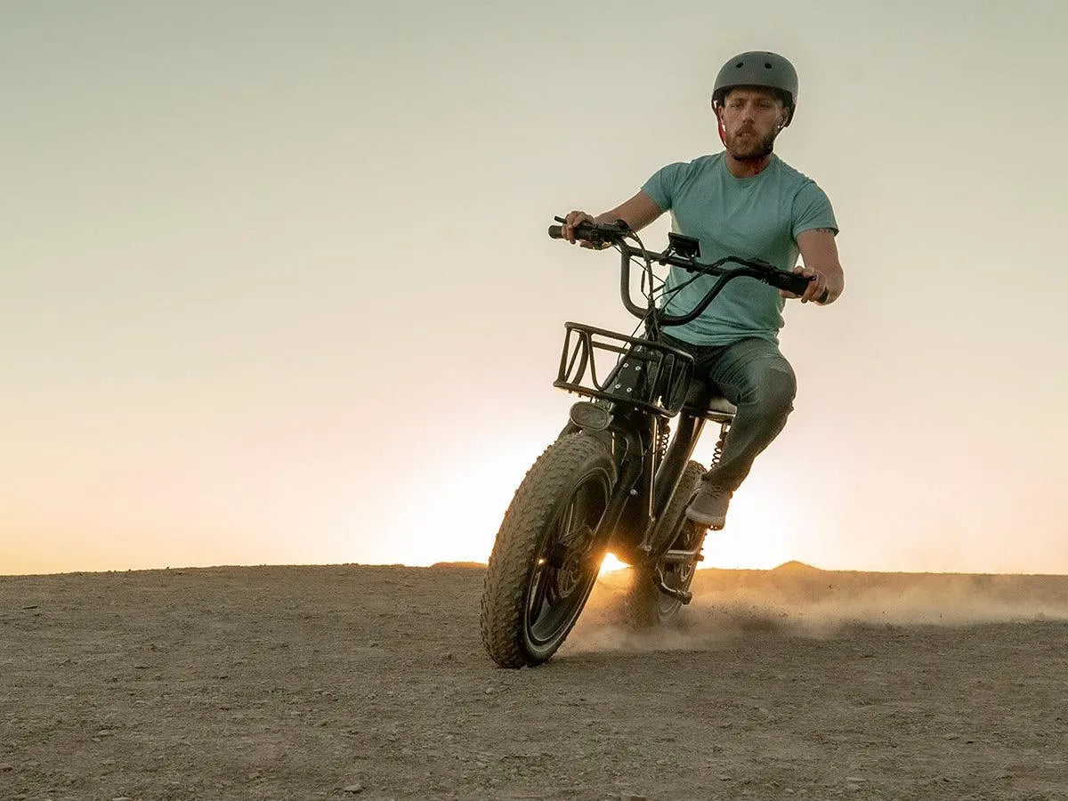 Himiway Escape Pro 750W Moped-Style Electric Bike - Image 7